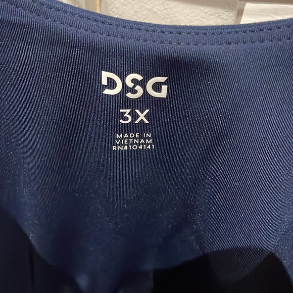 DSG sleeveless tank top NWT athleisure activewear - Picture 5 of 6